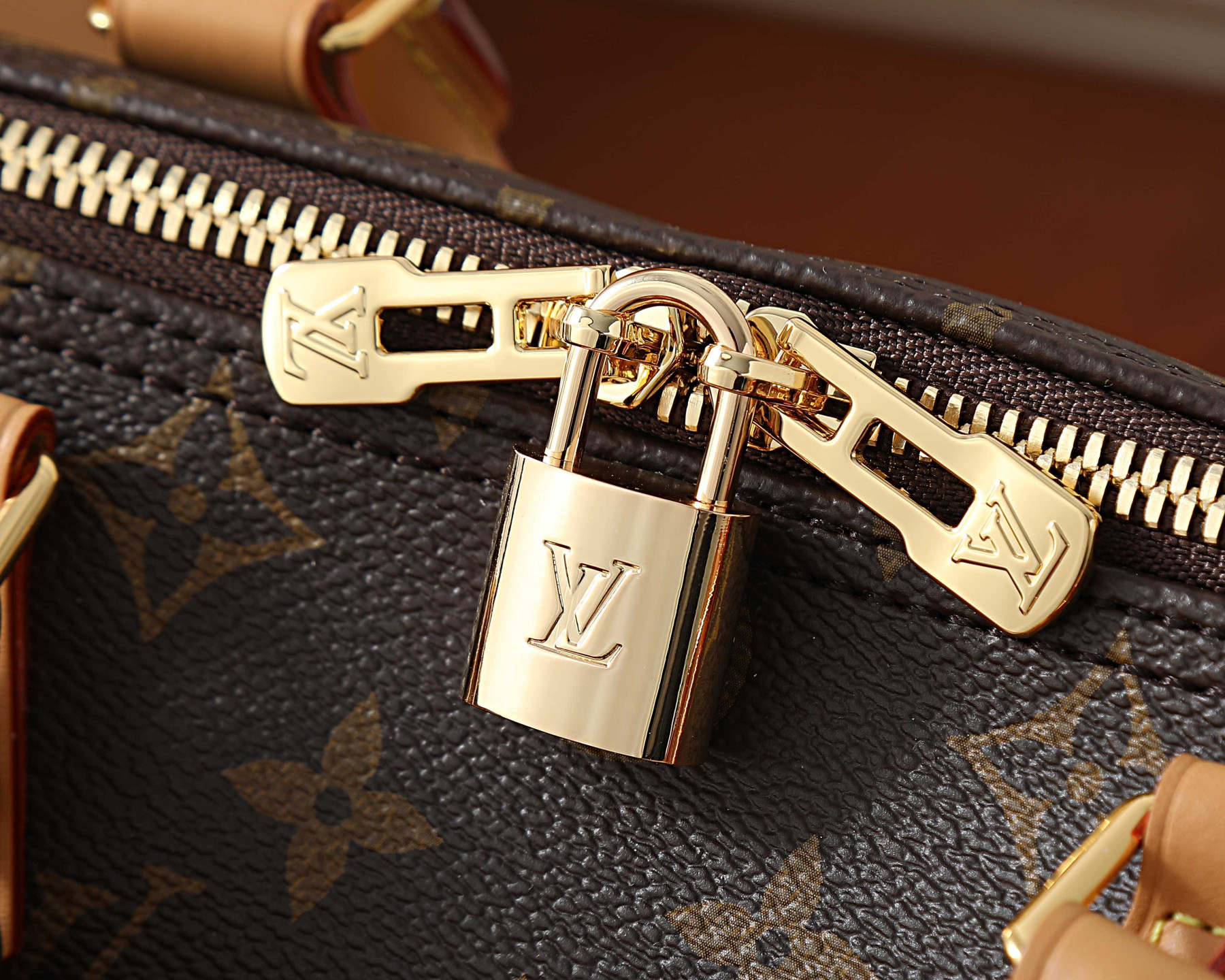 LV Speedy Soft 30 M27512 30x21x17cm