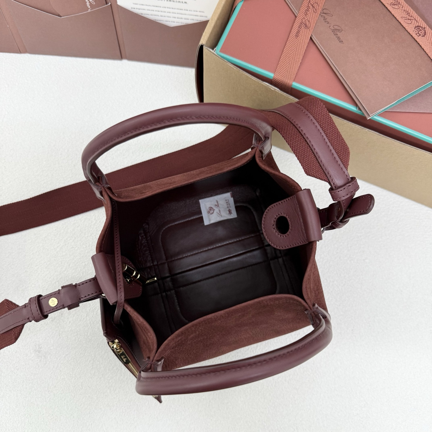 L0r0 P1ana small bale bag 17x20x17cm