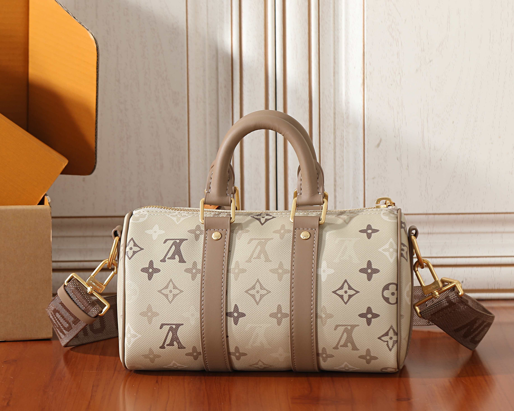 LV KEEPALL BANDOULIÈRE 25 handbag M29272 Without Box 25x15x11cm