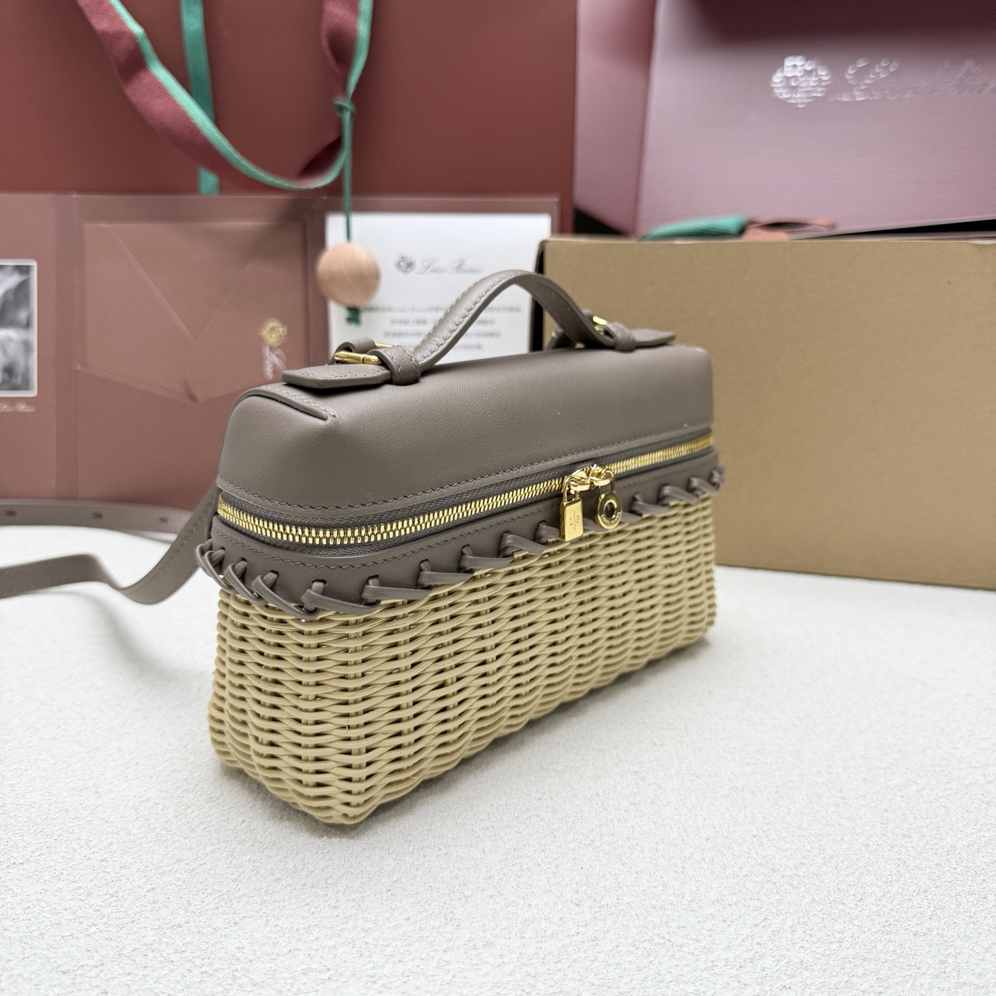 L0r0 P1ana extra pocket l19 wicker bag 19 x 11.5 x 7cm