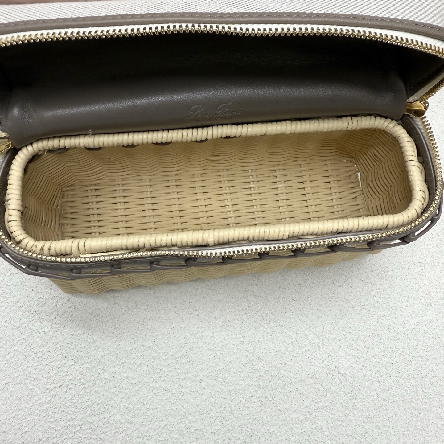 L0r0 P1ana extra pocket l19 wicker bag 19 x 11.5 x 7cm