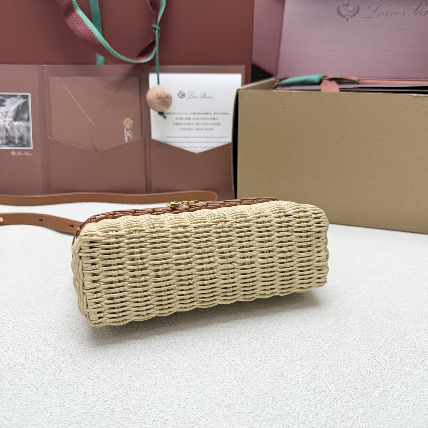 L0r0 P1ana extra pocket l19 wicker bag 19 x 11.5 x 7cm