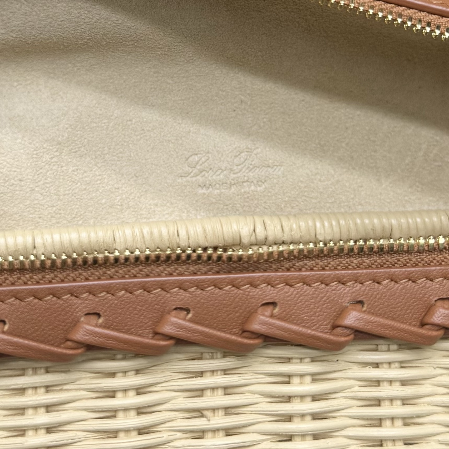L0r0 P1ana extra pocket l19 wicker bag 19 x 11.5 x 7cm