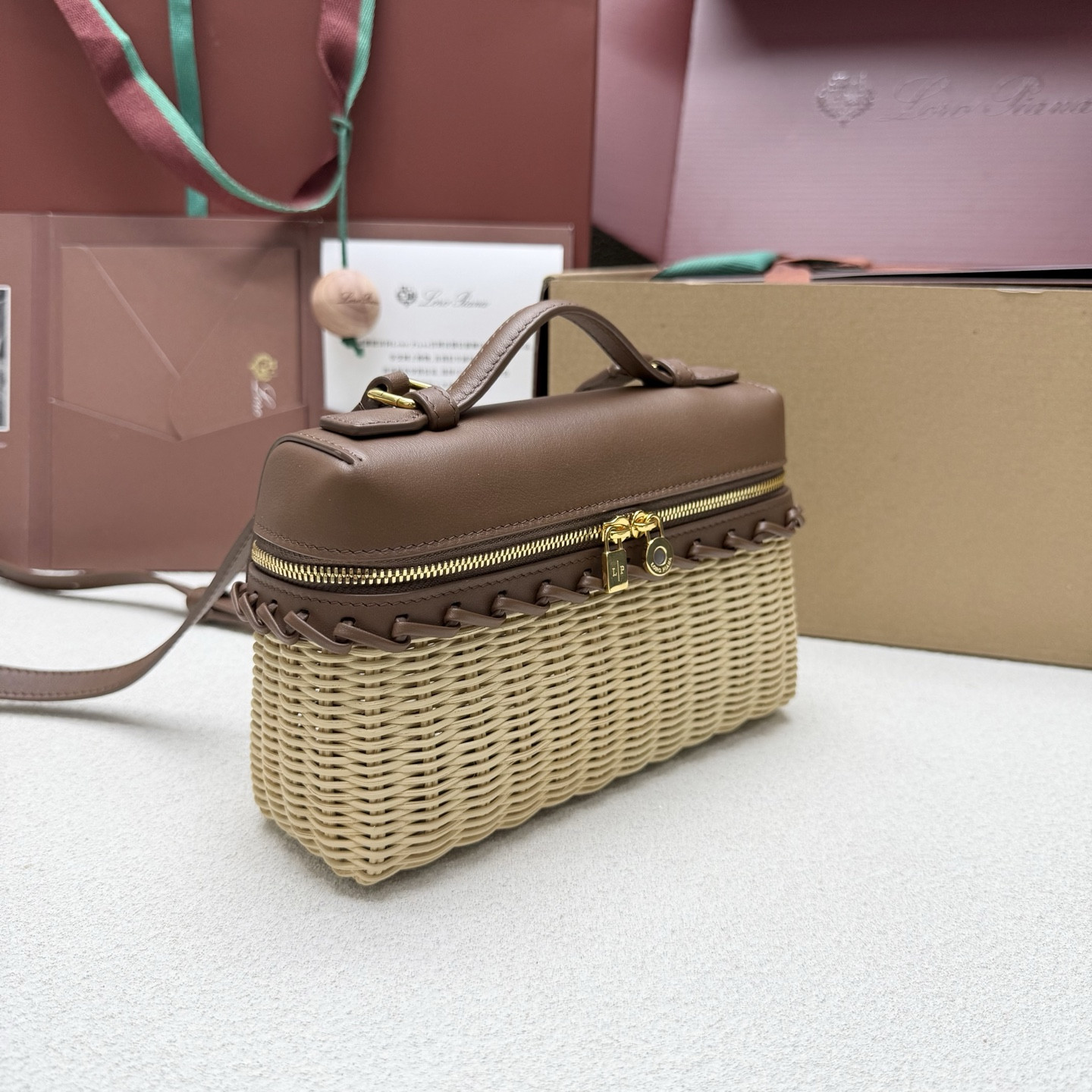 L0r0 P1ana extra pocket l19 wicker bag 19 x 11.5 x 7cm